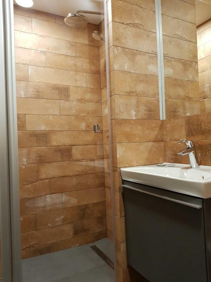 Mona Apartamentai Telšiai Екстериор снимка